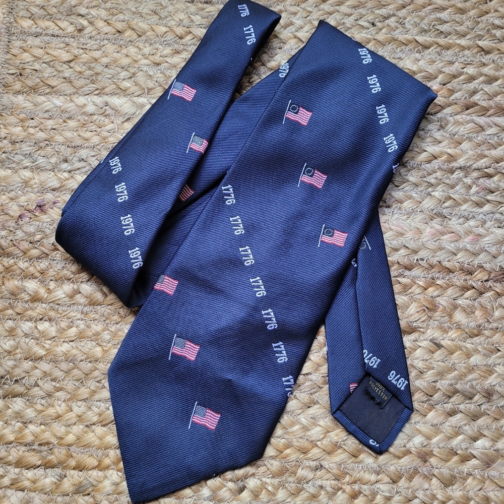 America! 1776 Tie